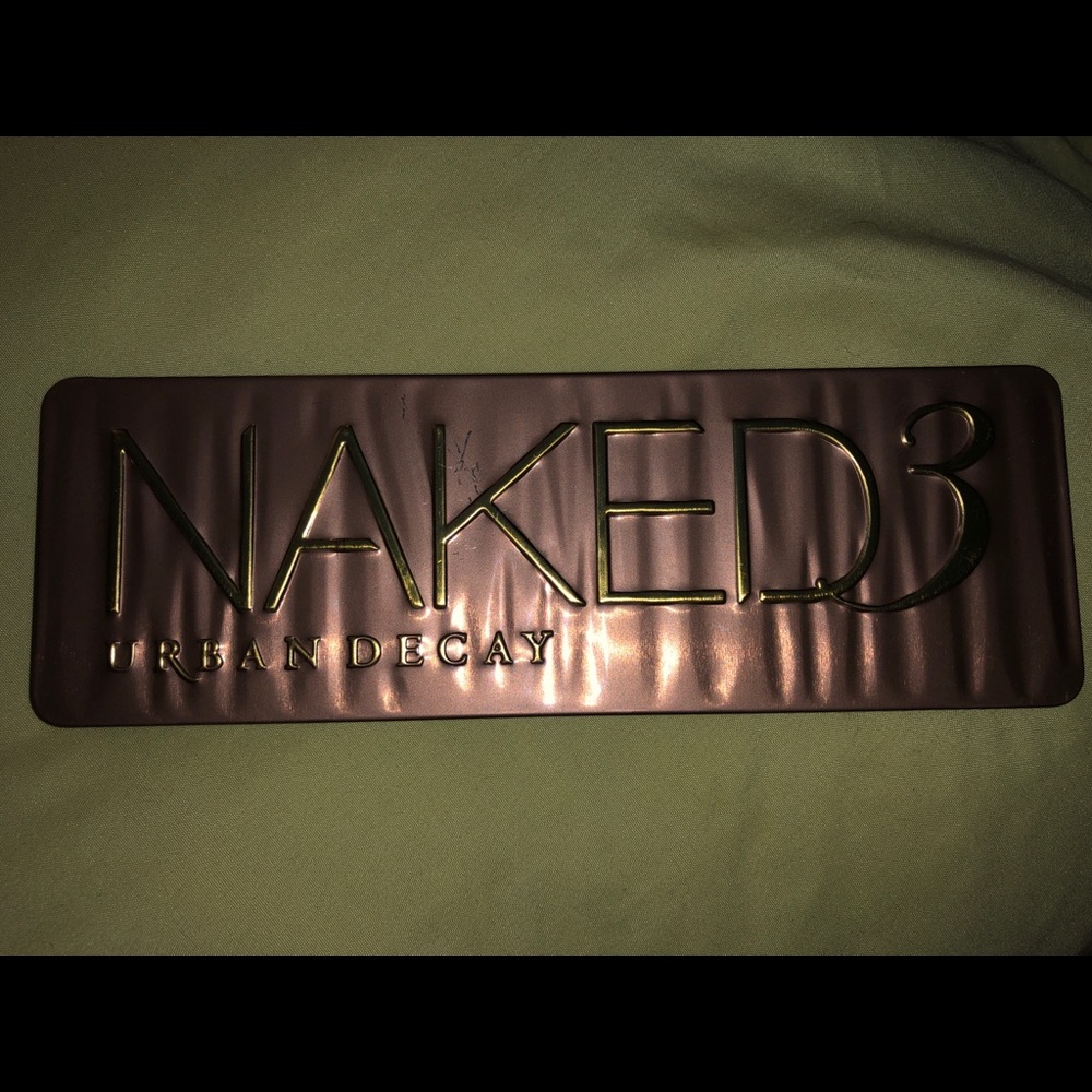 Urban decay naked 3 and Smokey pallet